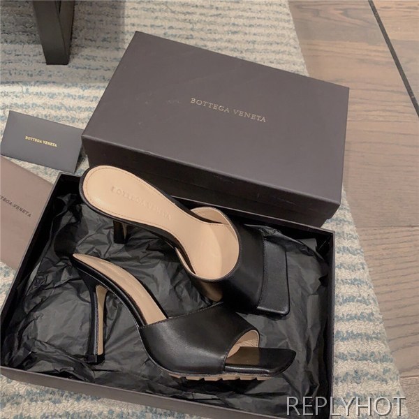 보테가베네타 슬리퍼 BV00150-1 2020/신상 (255사이즈 주문제작)