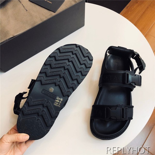 보테가베네타 남성용 샌들 BV90187 2020/신상