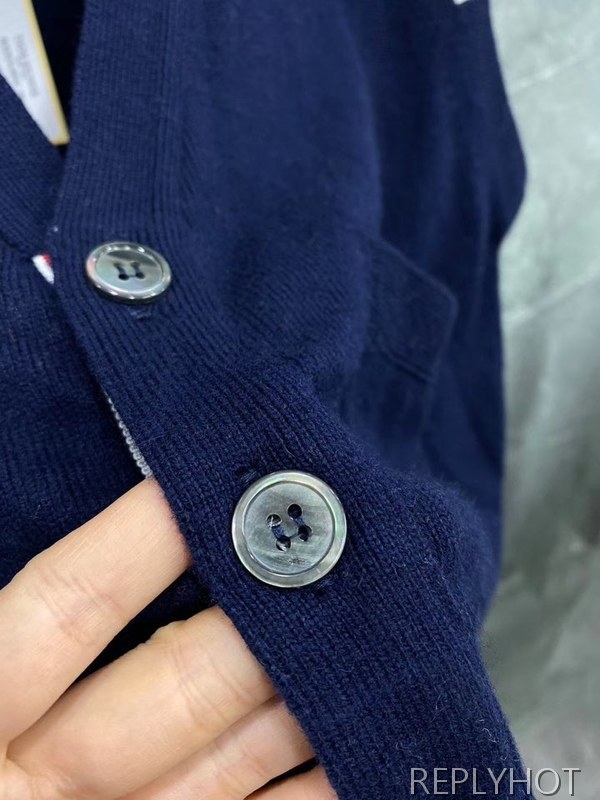 톰브라운 2020 캐시미어 스트라이프프린팅 니트베스트