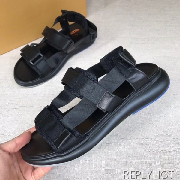 Valentino 발렌티노 올검 무광밴드 샌들