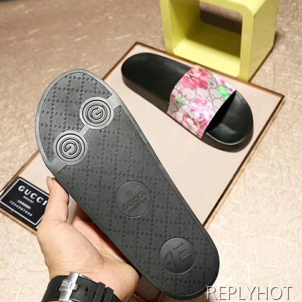 Gucci 구찌 GG Blooms Supreme 꽃무늬 슬리퍼