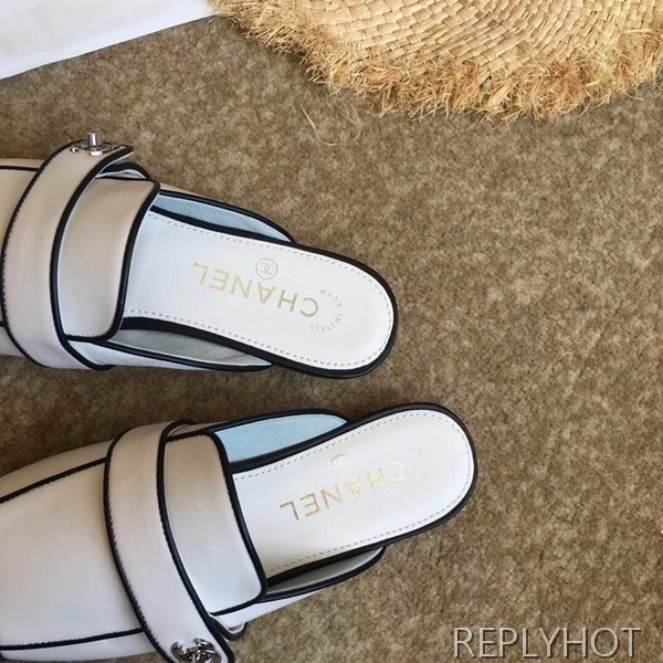 19신상 샤넬 슬리퍼 화이트 2110