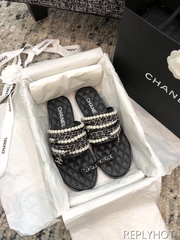 19 샤넬 체인 슬리퍼 블랙