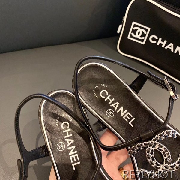 19 샤넬 cc로고 샌들 블랙