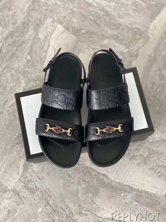 구찌 2020 GG시마 엠보로고 버클 스트랩 샌들