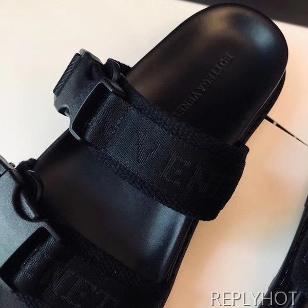 보테가베네타 2020 로고 더블스트랩 비치샌들