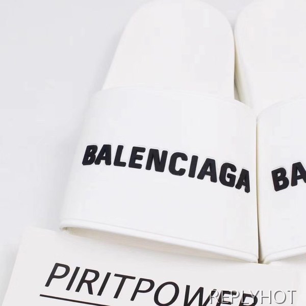 발렌시아가 2020 엠보로고슬리퍼 화이트컬러