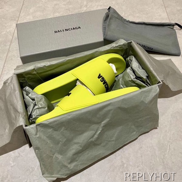 발렌시아가 2020 엠보로고 비치샌들 네온그린컬러