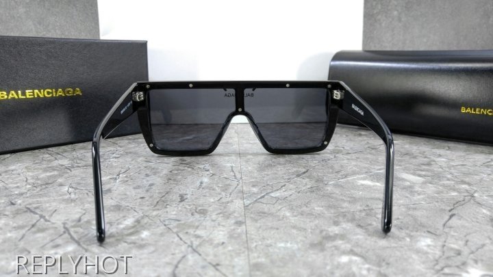 발렌시아가 SKI CAT 선글라스