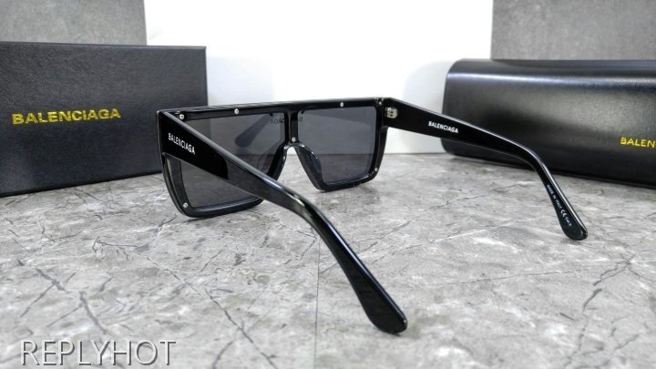 발렌시아가 SKI CAT 선글라스