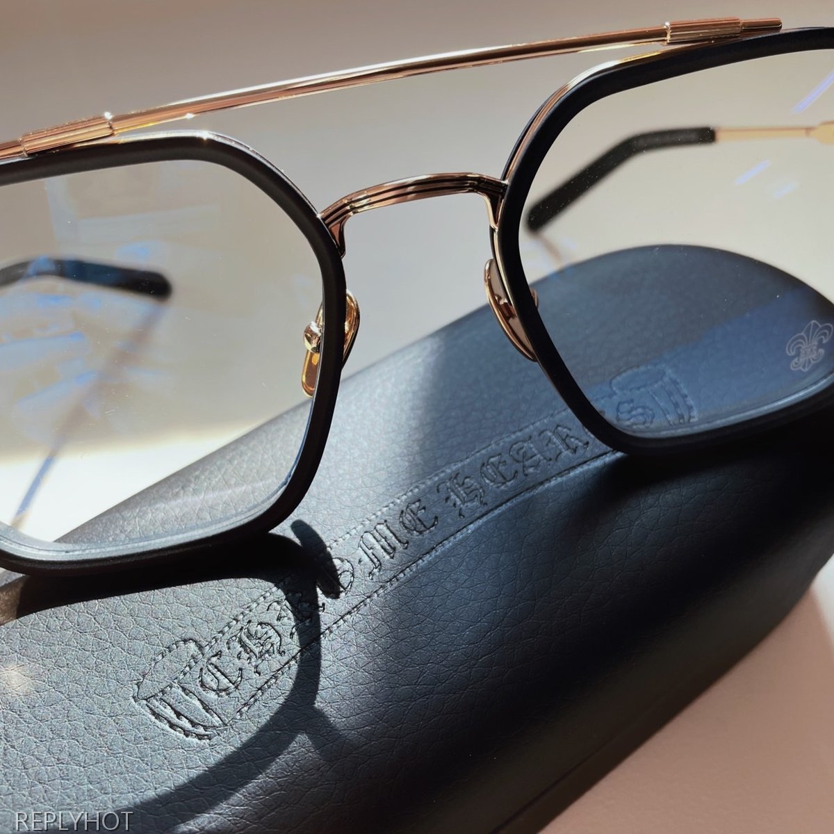 크롬하츠 호테이션 안경