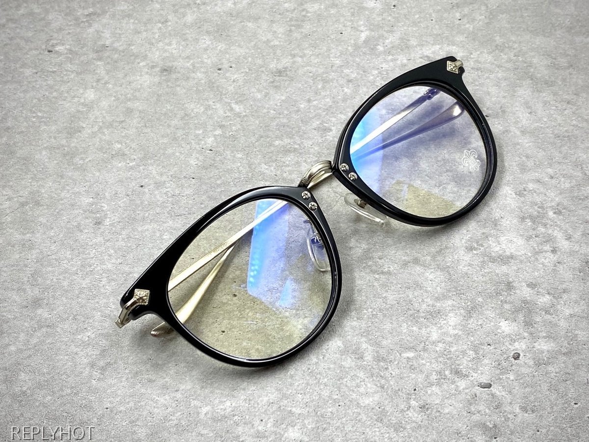 크롬하츠 샤가스 안경