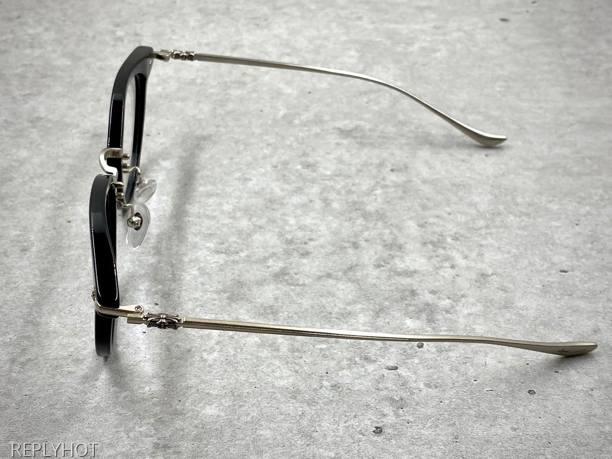 크롬하츠 샤가스 안경