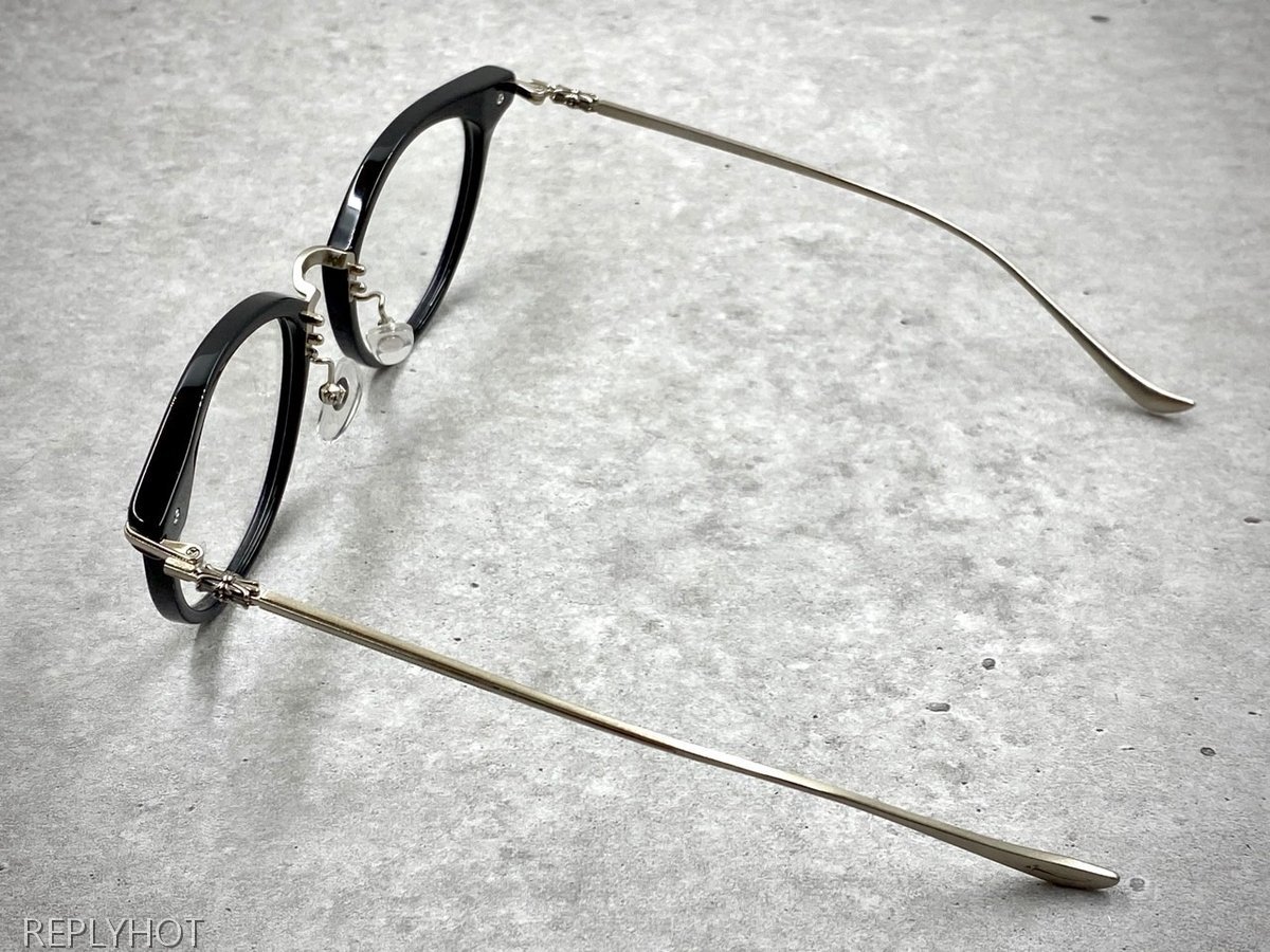 크롬하츠 샤가스 안경