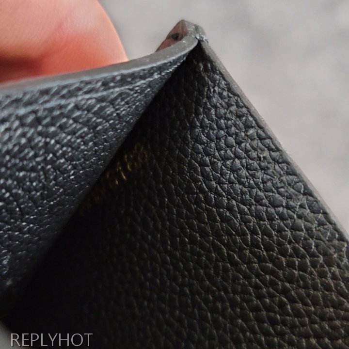 루이비통 앙프렝뜨 카드지갑