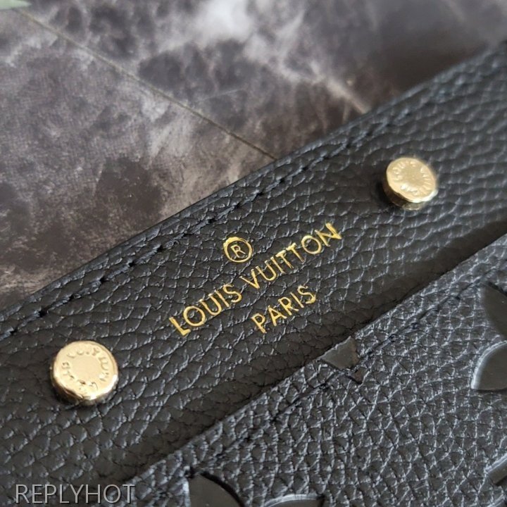 루이비통 앙프렝뜨 카드지갑