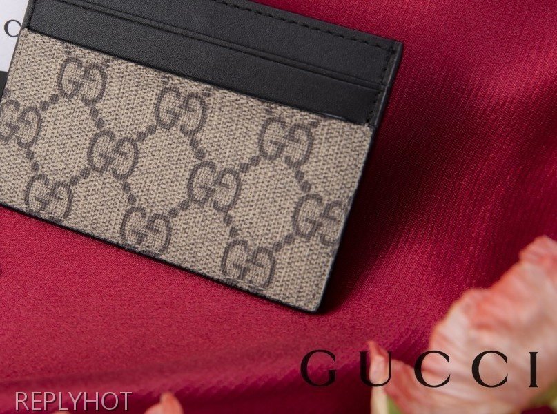 구찌 수입고급 GG 수프림 킹스네이크 카드지갑