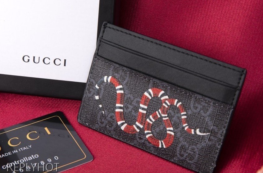 구찌 수입고급 GG 수프림 킹스네이크 카드지갑