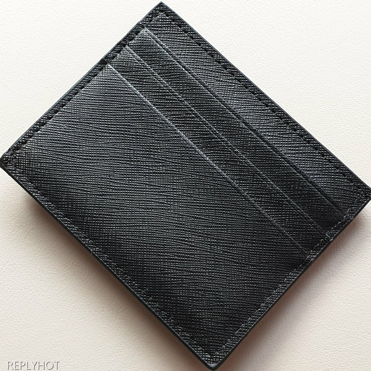 프라다 삼단 사피아노 카드지갑