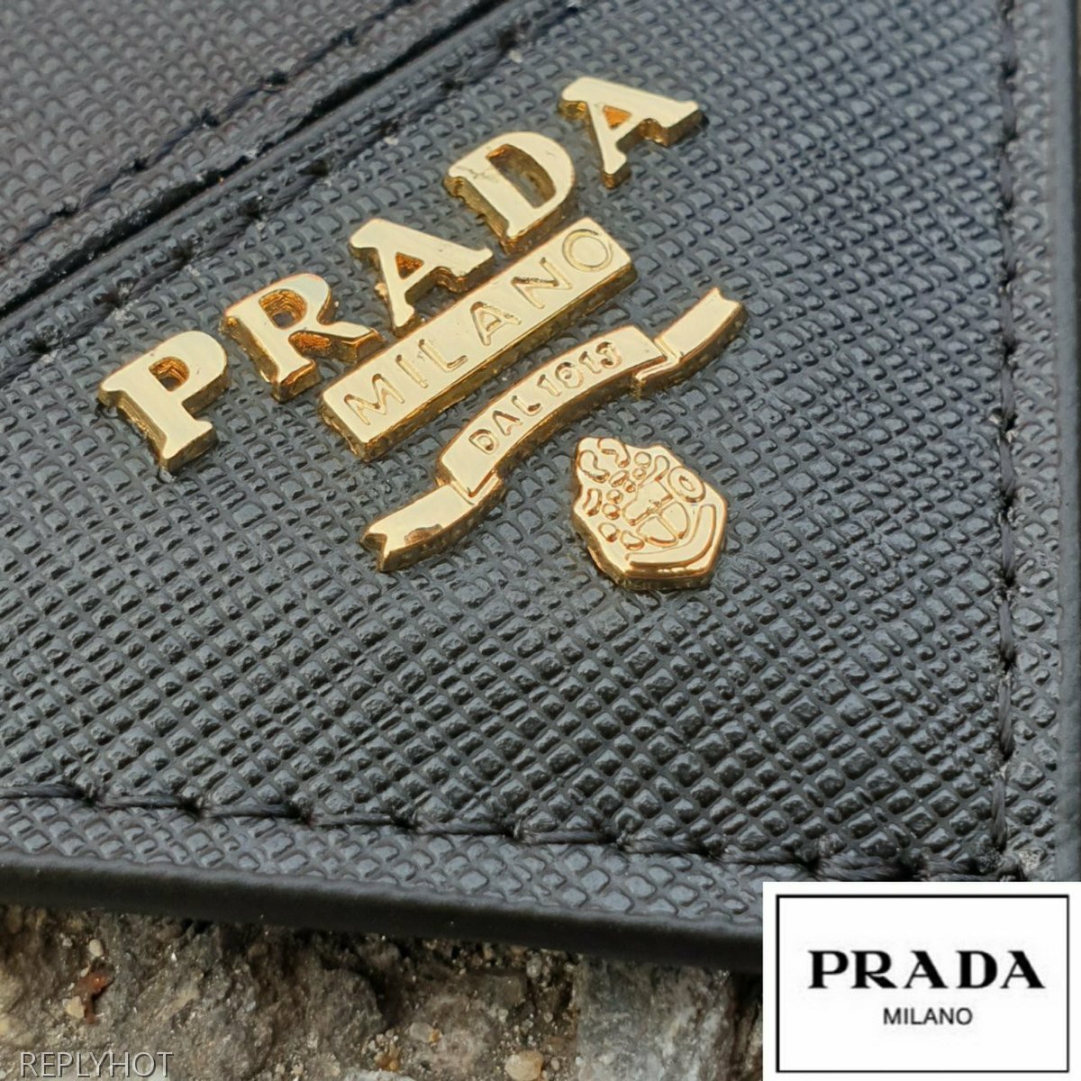 프라다 사피아노 엣지 골드로고 카드지갑