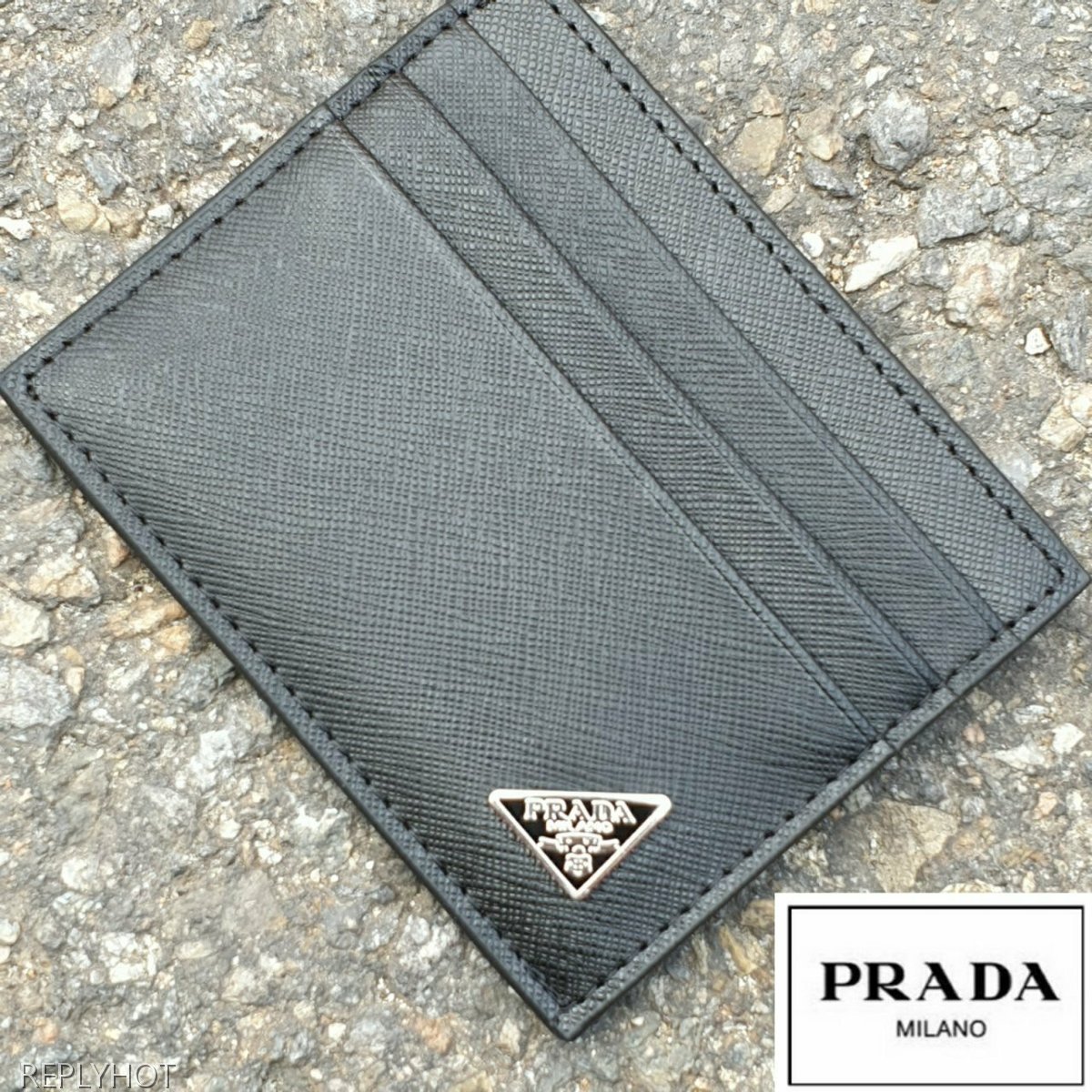프라다 엣지 사피아노 와펜 카드지갑