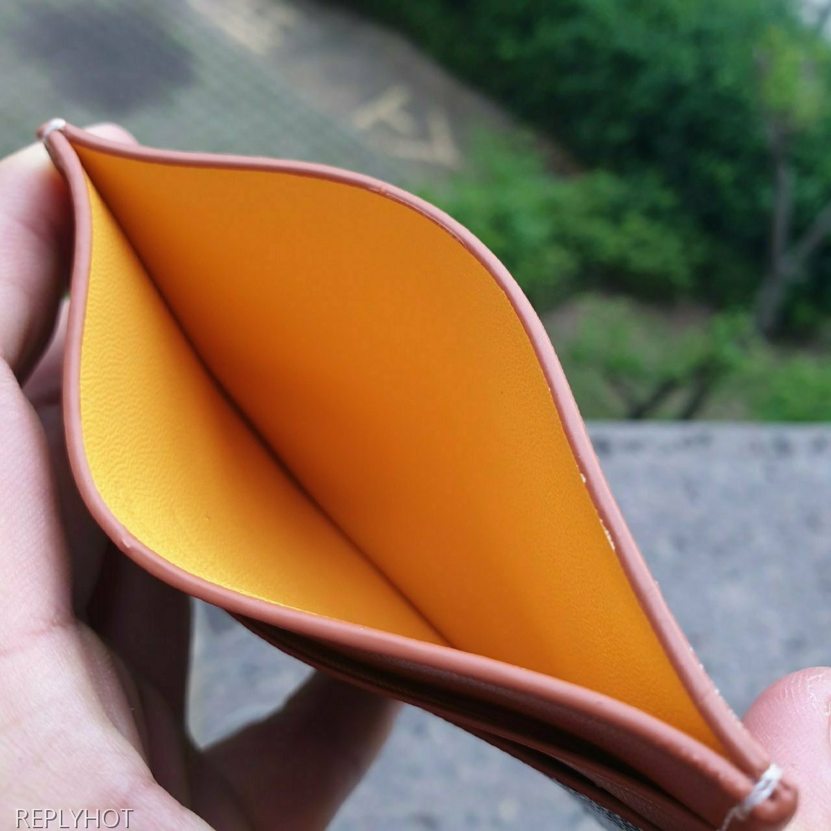 고야드 카드 지갑 블랙 & 브라운