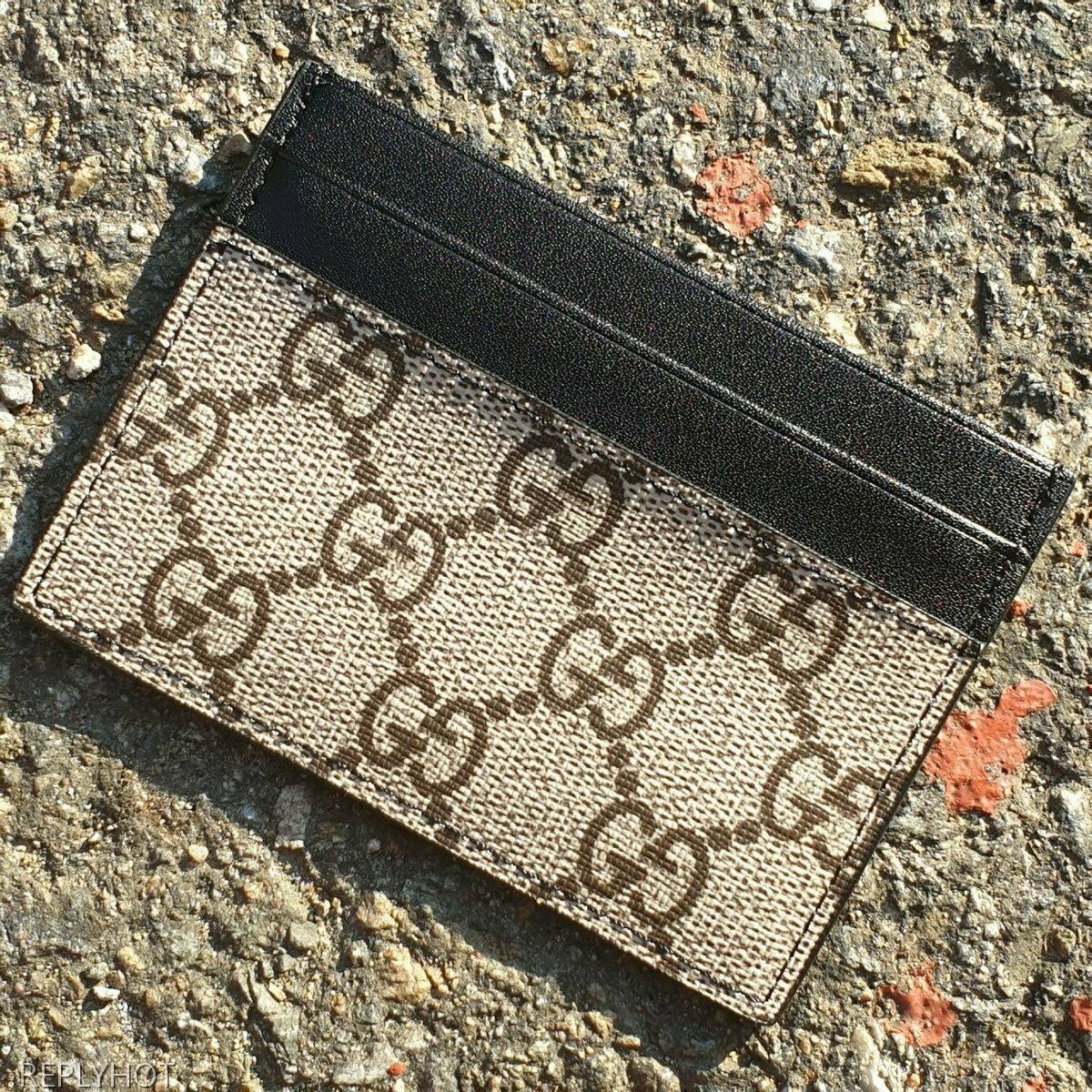 GG수프림 스네이크 프린트 카드지갑 브라운