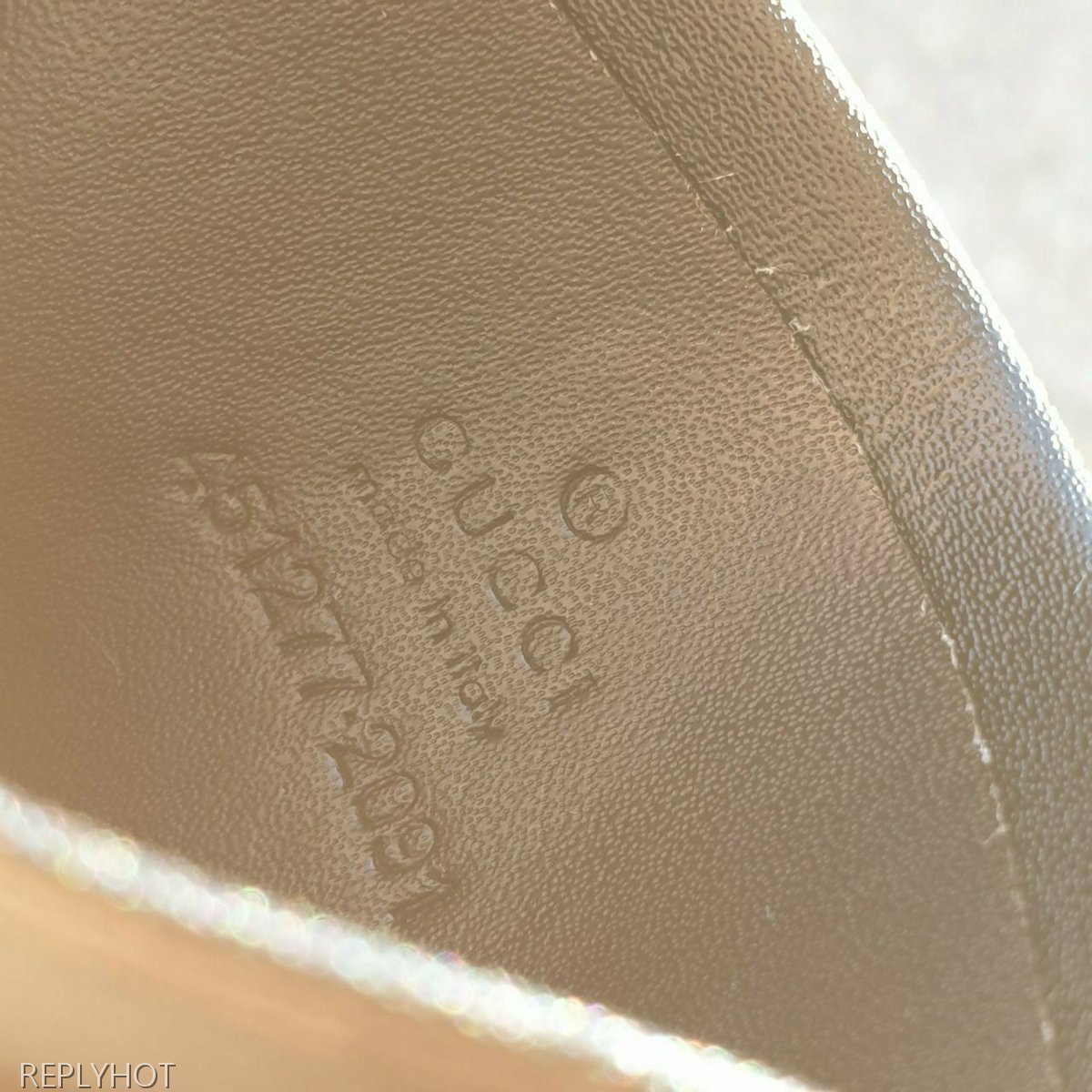 GG수프림 스네이크 프린트 카드지갑 브라운