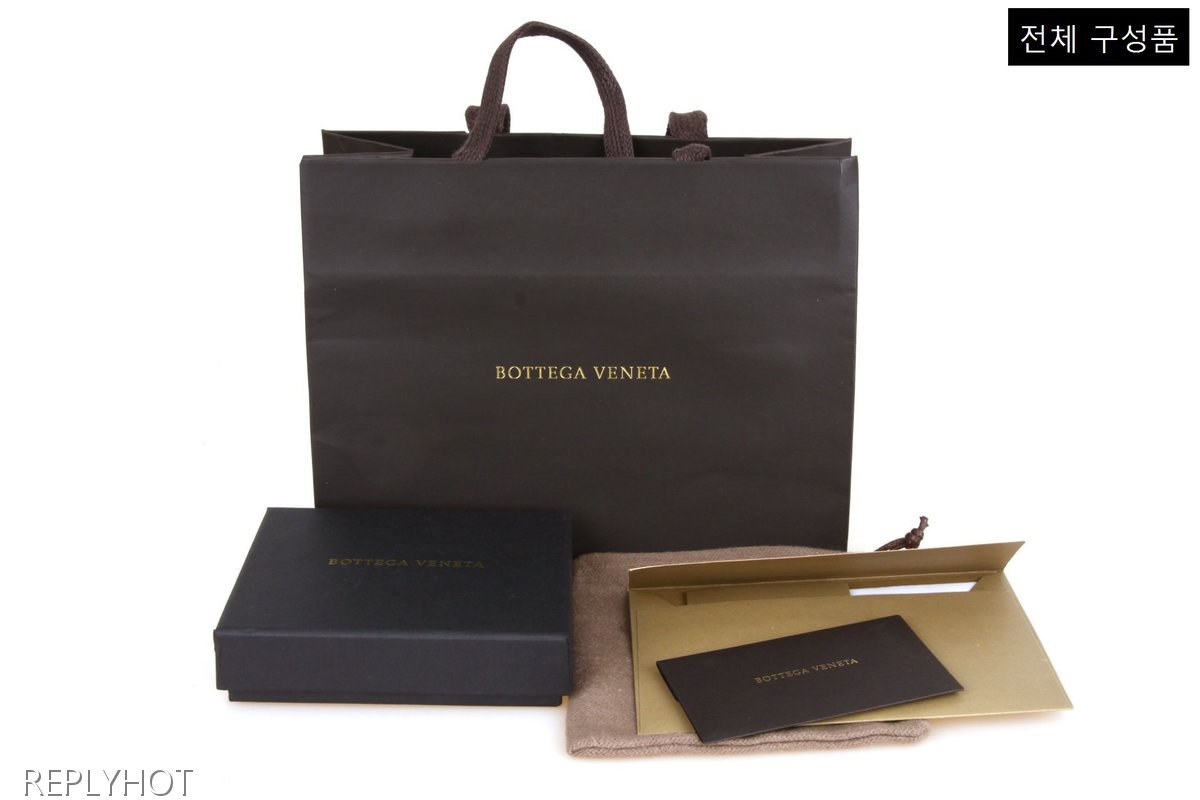 보테가베네타 카드지갑