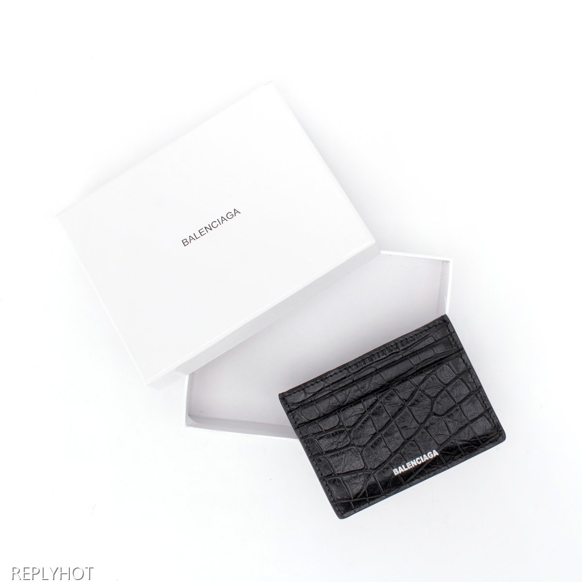 발렌시아가 크로커다일 텍스처 카드 지갑