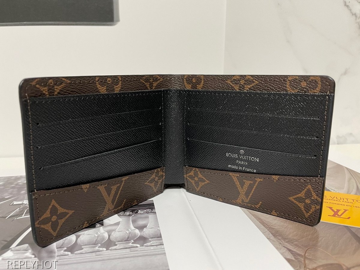 루이비통 마카사르 반지갑