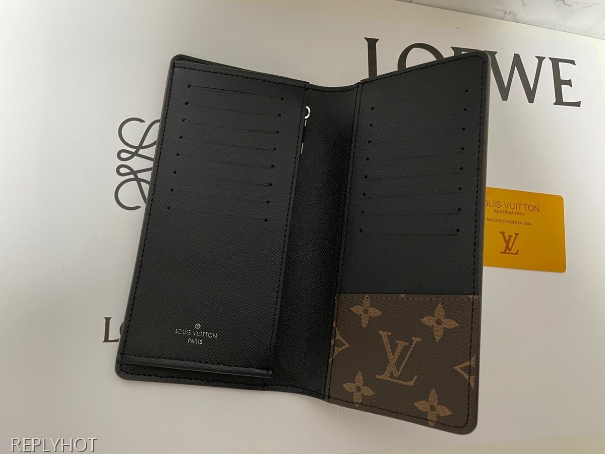 루이비통 마카사르 장지갑