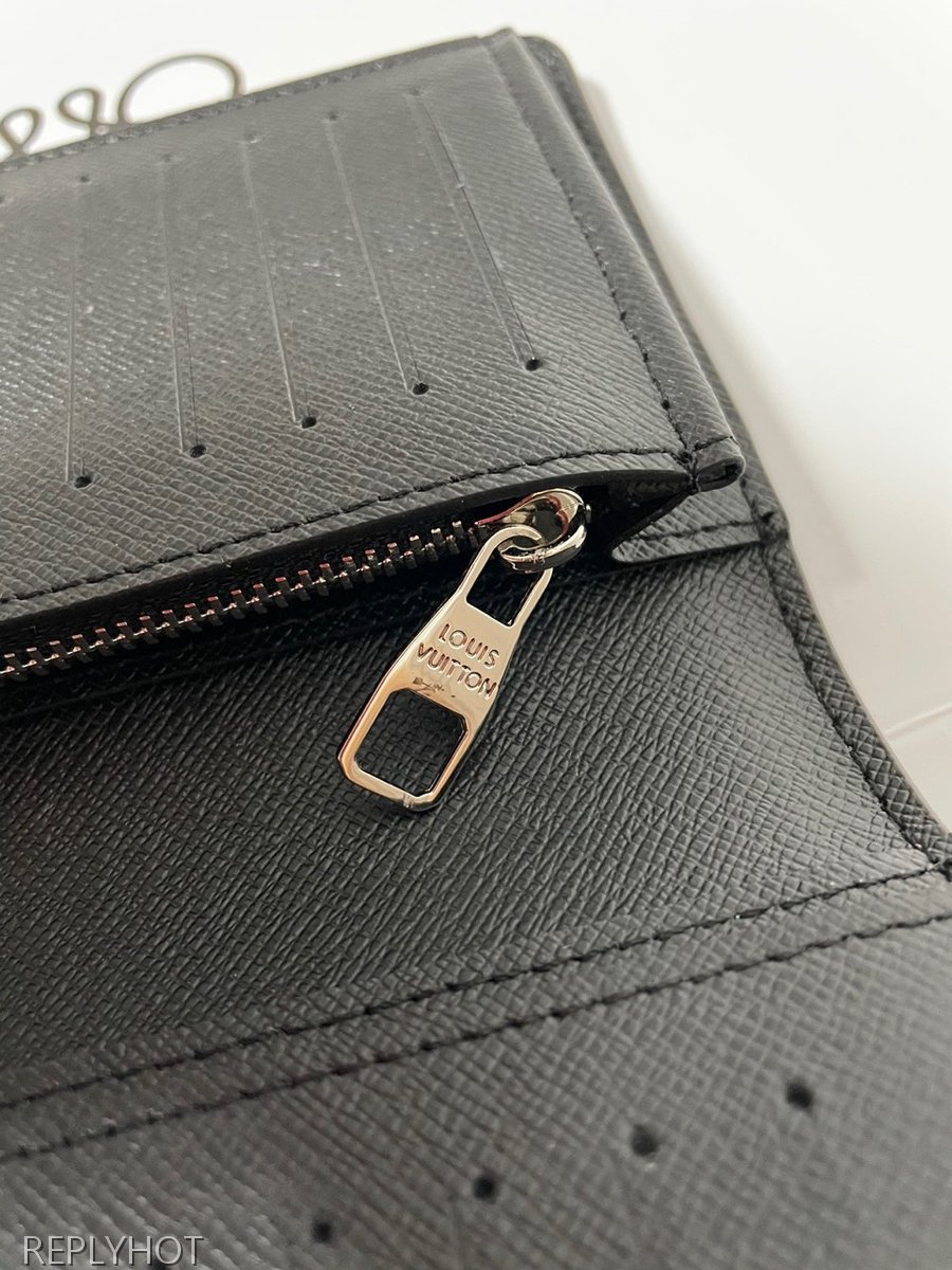 루이비통 마카사르 장지갑