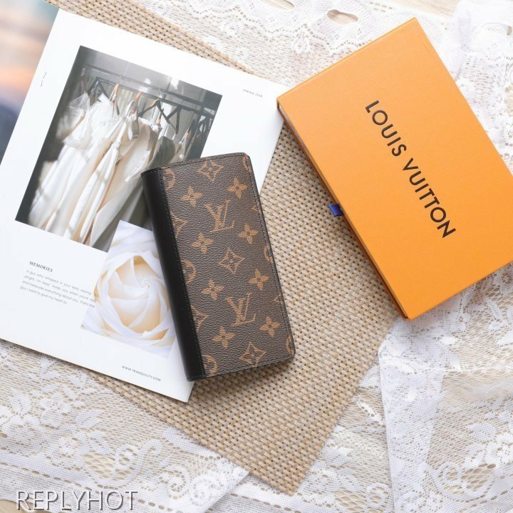 루이비통 마카사르 장지갑