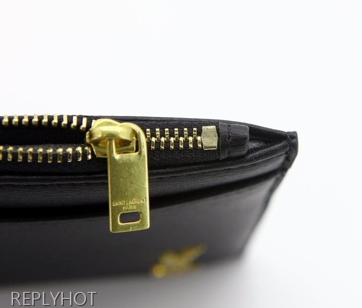 입생로랑 카프스킨 파우치 지갑