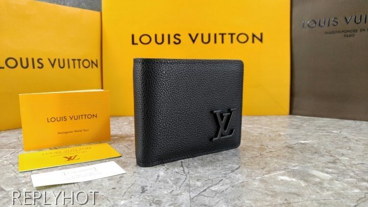 루이비통 2021 멀티플 반 지갑