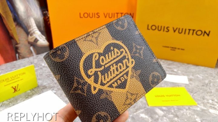 루이비통 M81108 멀티플 월릿 지갑-2