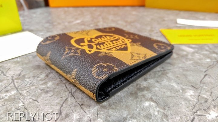 루이비통 M81108 멀티플 월릿 지갑-2