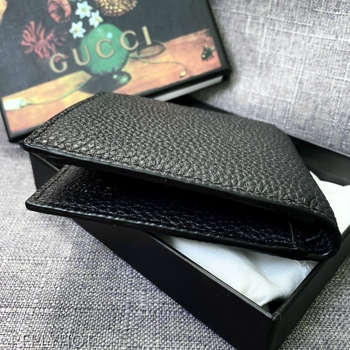 구찌 메탈로고 레더 동전 반지갑