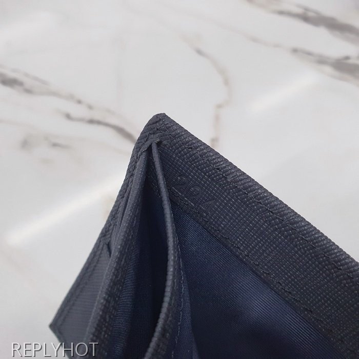 프라다 삼각로고 반지갑