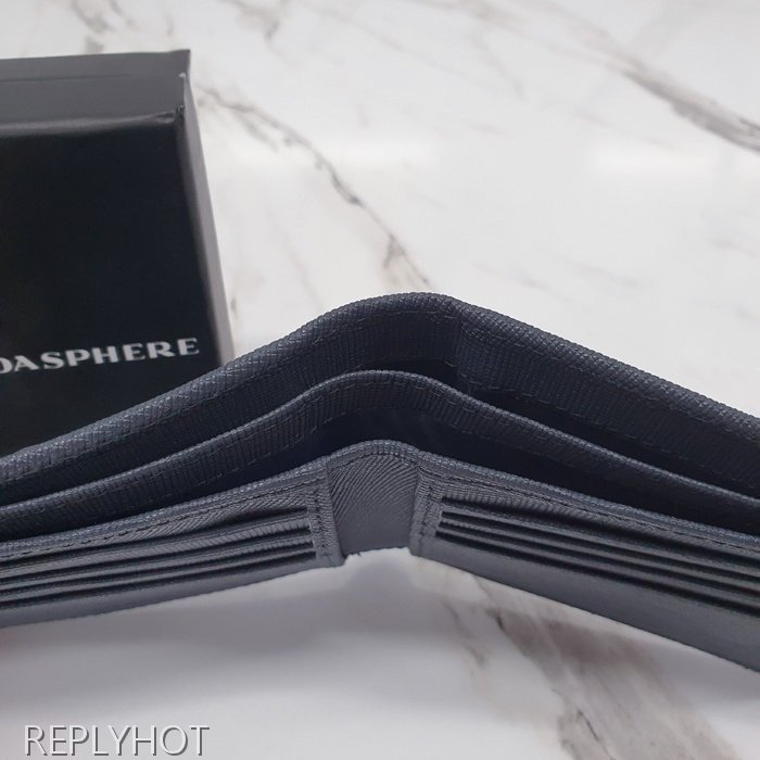 프라다 삼각로고 반지갑