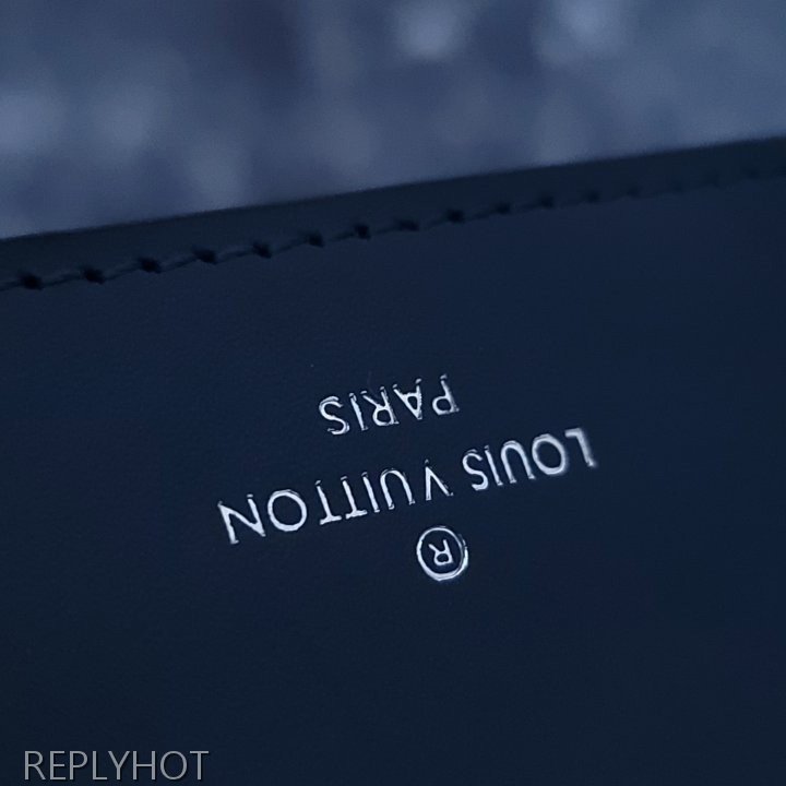 루이비통 슬렌더 지갑