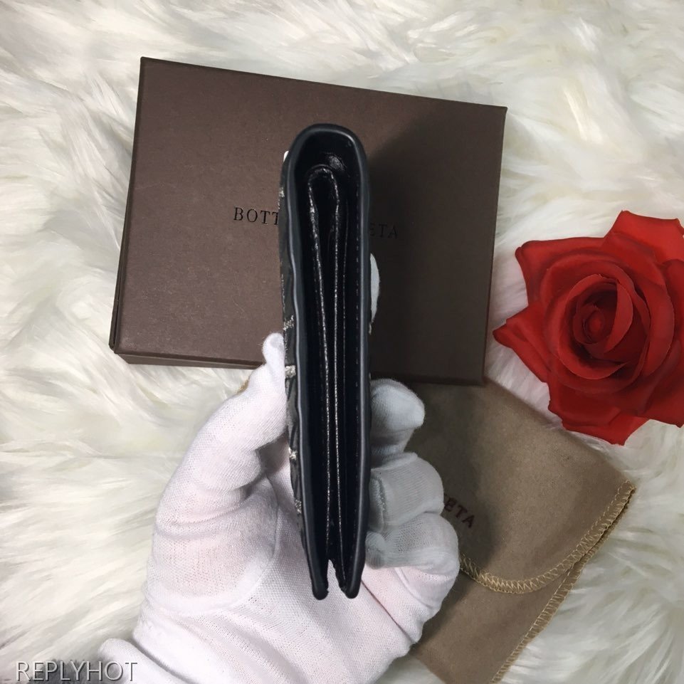 보테가베네타 반지갑