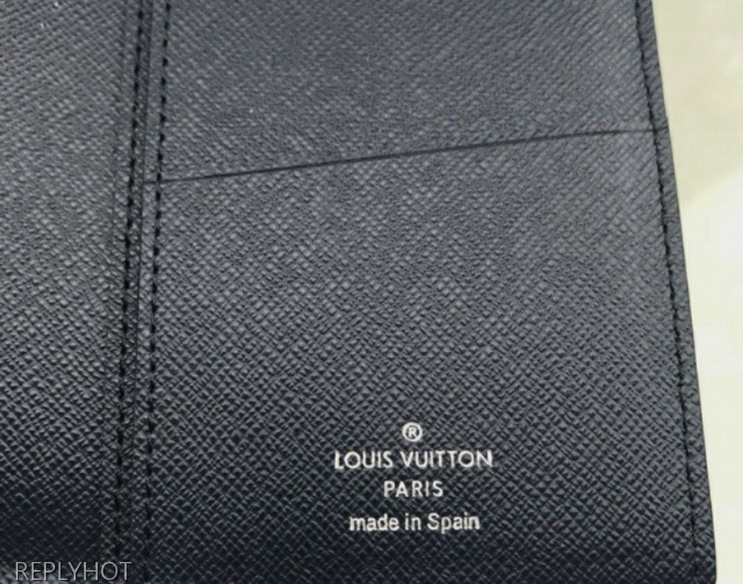 루이비통 에삐로고 장지갑