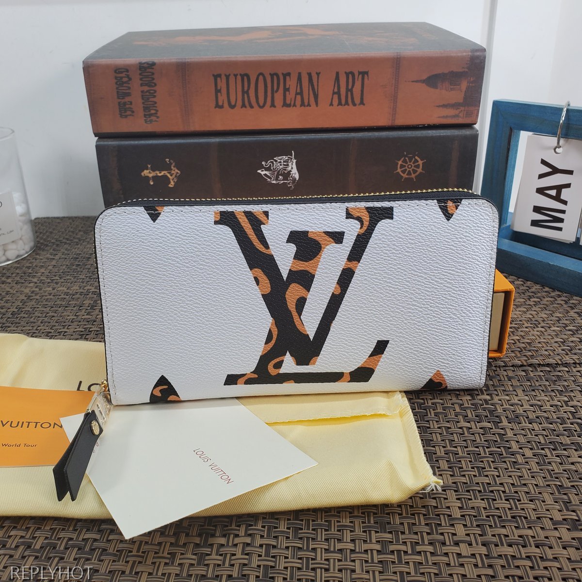 루이비통 지갑 M44744