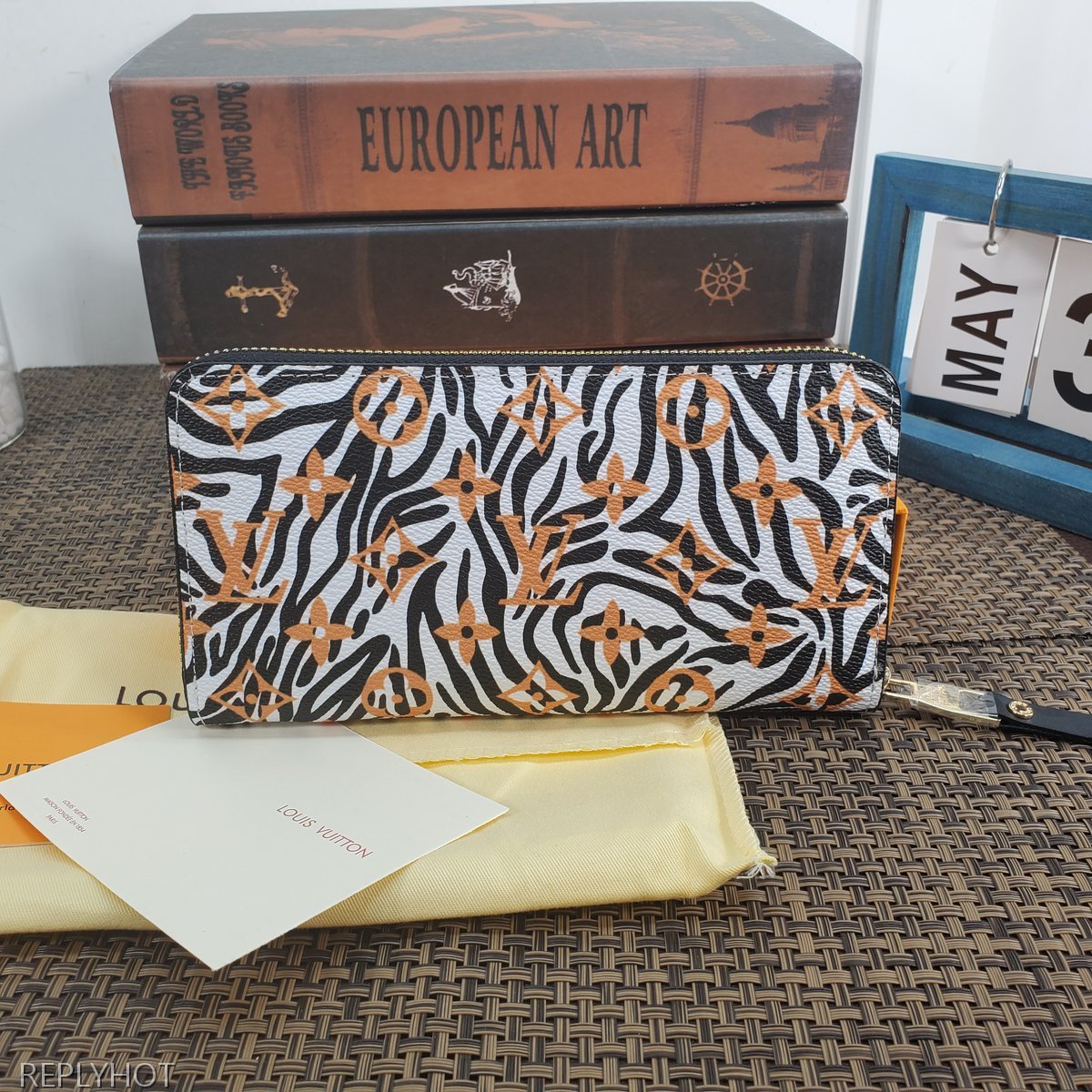 루이비통 지갑 M44744