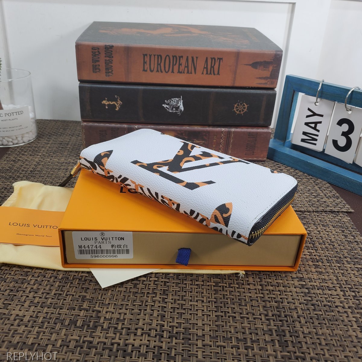 루이비통 지갑 M44744