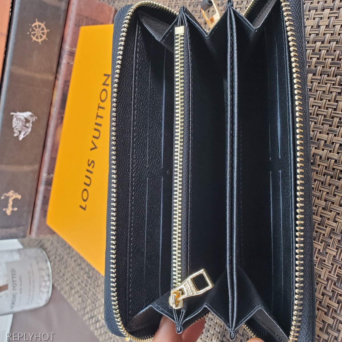 루이비통 지갑 M60017