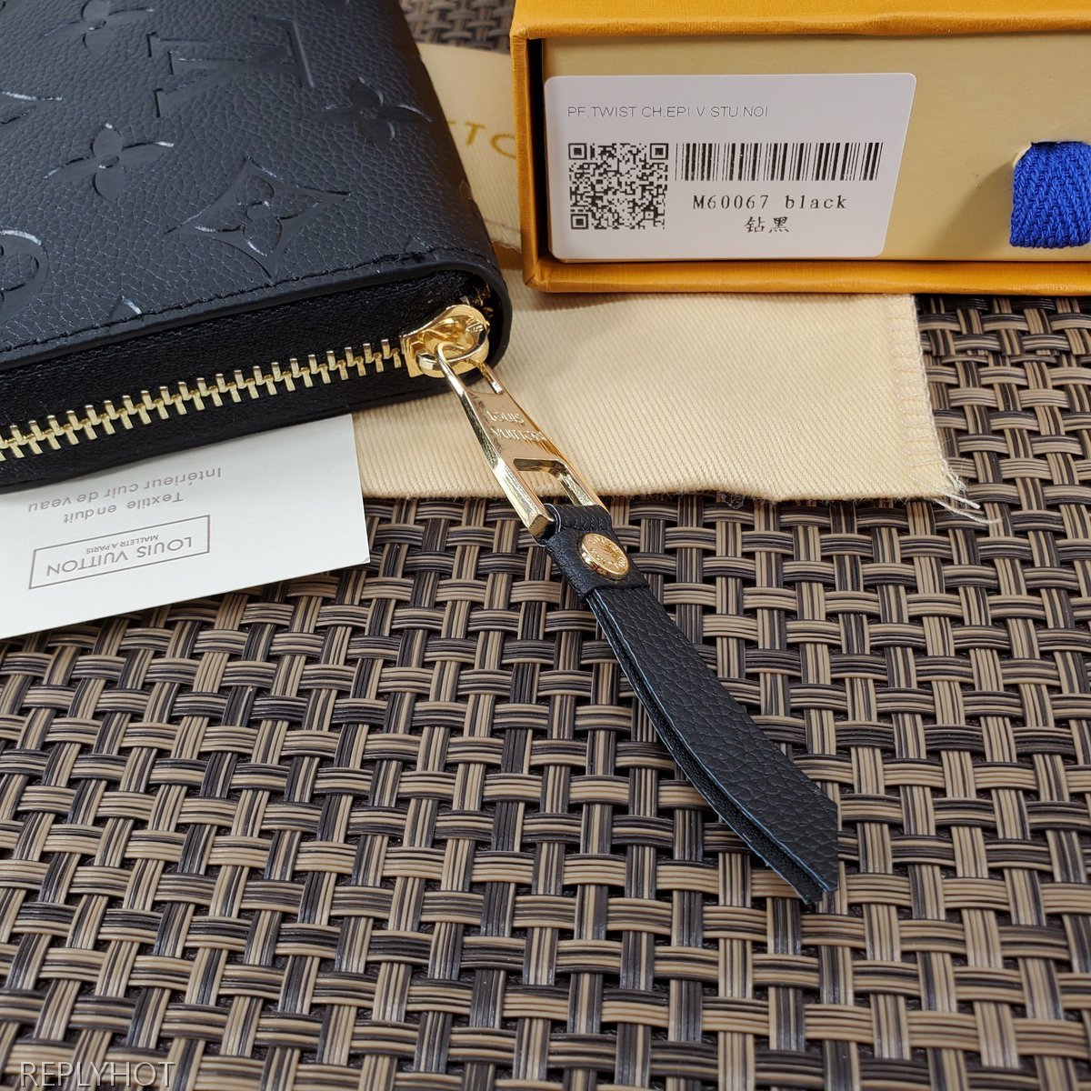 루이비통 지갑 M60067