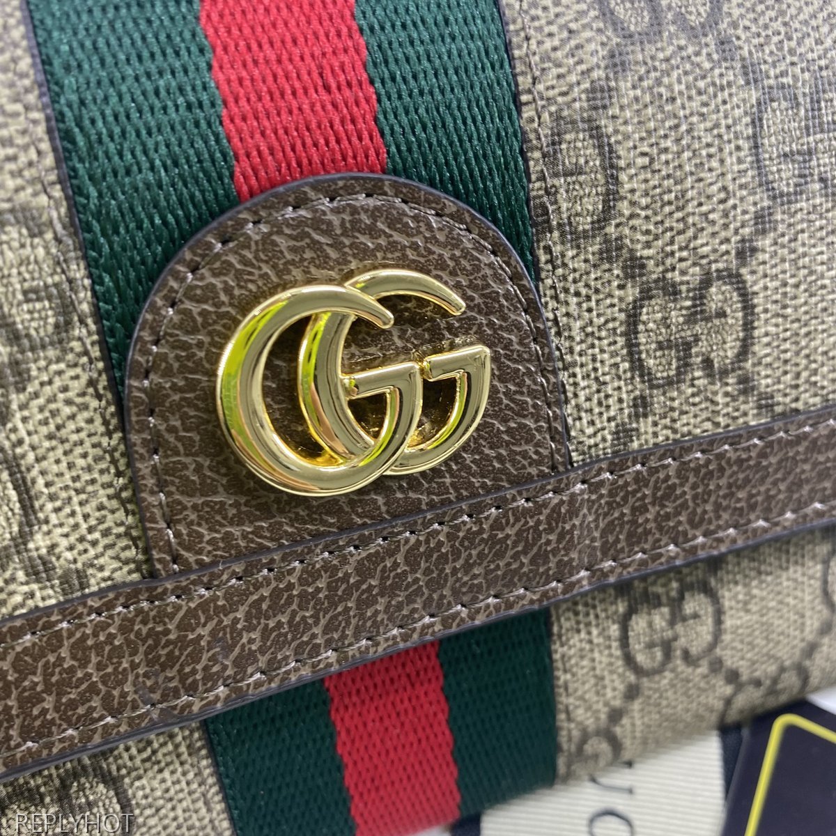 구찌 지갑 523153